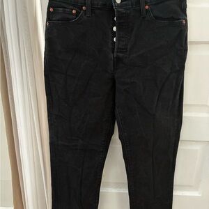 EUC Levi’s Wedgie Straight 32 washed black